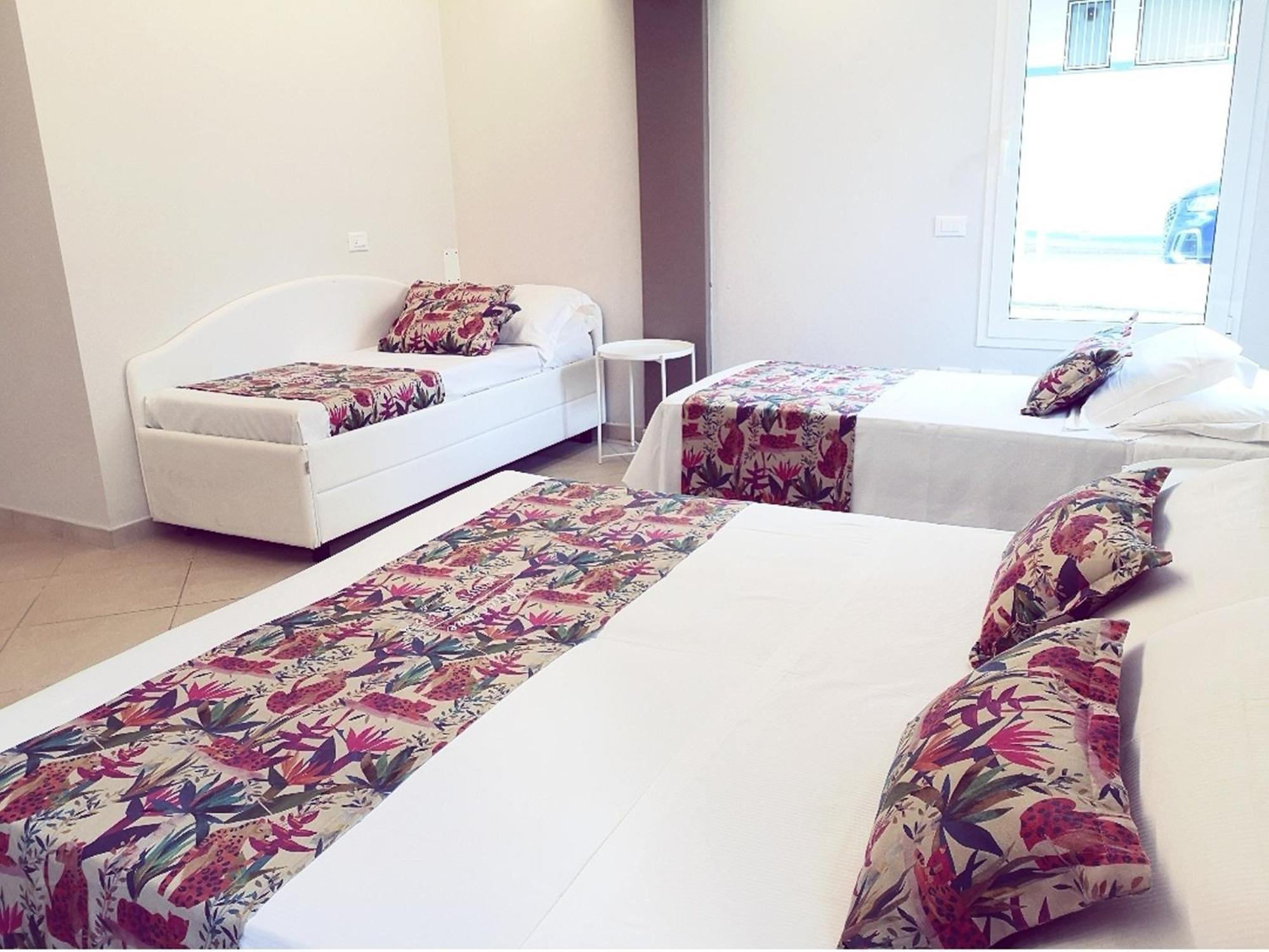 Hotel Amalfi - Smart Hotel Riccione Bilik gambar